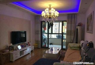 万达中央华城电梯房的八楼 精装电齐三室3000每月 - 马鞍山28生活网 mas.28life.com